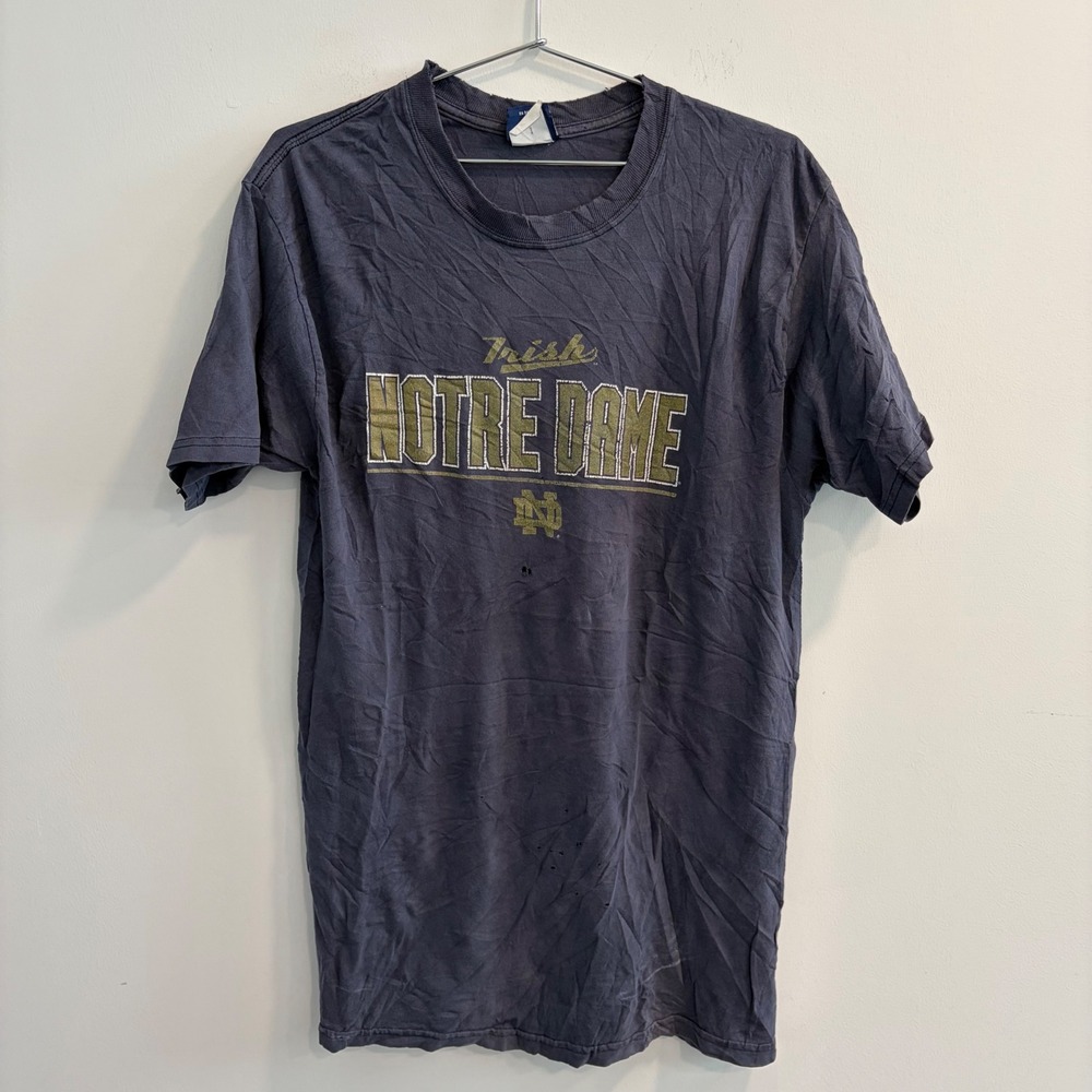 Vintage AS Sports Notre Dame Fighting Irish Faded Distressed T-Shirt Mens Navy